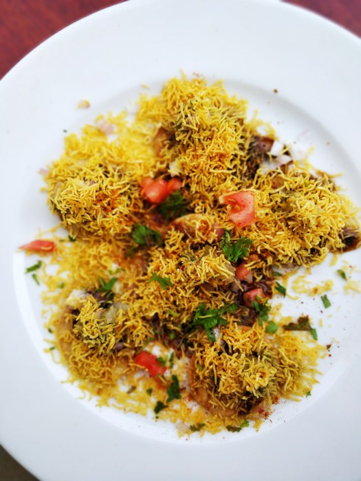 Sev puri